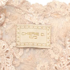 Cherie D Bespoke  andcrafted Flower Pattern Feather Jacket 5
