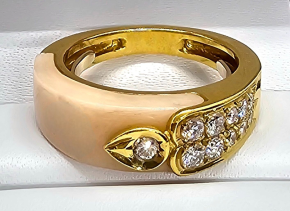 Vintage French Coral And Diamond Gold Ring 6
