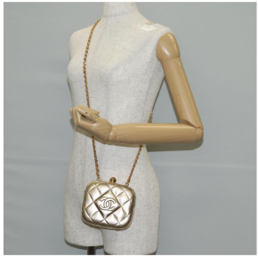 Chanel Logo CC Gold Bag 3