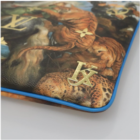Limited Edition Louis Vuitton x Jeff Koons Masters Collection Pochette – “Tiger Hunt” Print with Gold Chain Strap 18