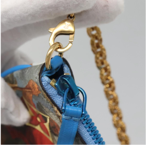 Limited Edition Louis Vuitton x Jeff Koons Masters Collection Pochette – “Tiger Hunt” Print with Gold Chain Strap 16