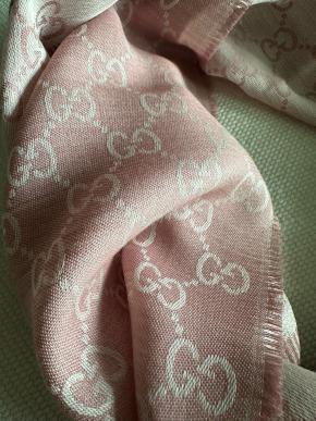 Gucci Rose/Ivory Reversible Silk/Wool Blend Scarf/Stole 6