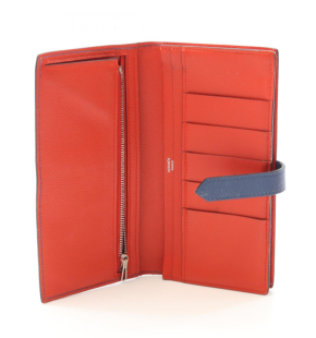 Hermès Béarn 2018 Souffle Bi-fold Wallet in Cornflower Blue 4
