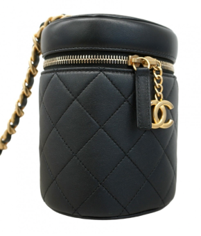Chanel Black Lambskin Vanity Chain Shoulder Bag with Gold CC Logo detail 2