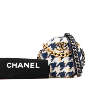 Chanel Navy and White 2020 Tweed 19 Round Clutch With Chain 9