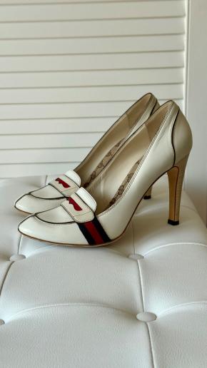 Gucci White Leather Heeled Pumps 2