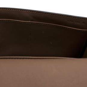 Hermès Etoupe Crossbody/Shoulder Geta Bag with Gold Hardware 12