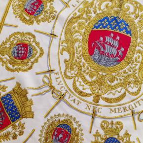 Hermes 'Les Arme de Paris' 90cm Silk Scarf 5