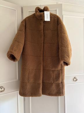 Frame Faux Fur Teddy Coat 2