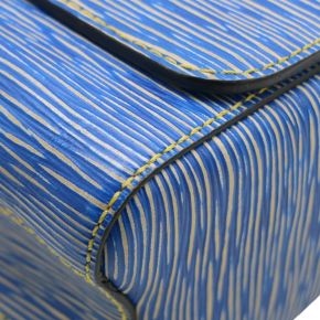 Louis Vuitton Blue Epi Twist MM 8