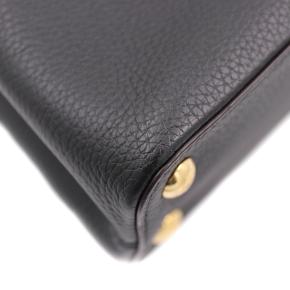 Louis Vuitton Black Taurillon Capucines PM 8