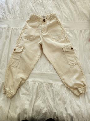 Brunello Cucinelli Boy's Beige Linen Cargo Pants 6YRS 3