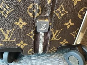 Louis Vuitton Coated Canvas/Leather Horizon 50 Cabin Trolley Luggage. 19