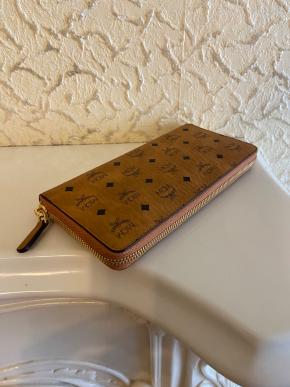 MCM Zip Around Wallet 7