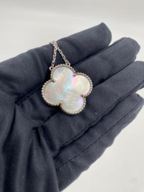 Van Cleef White Gold Magic Alhambra Necklace Chalcedony 2