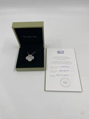 Van Cleef White Gold Magic Alhambra Necklace Chalcedony 6