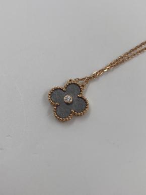 Van Cleef & Arpels Vintage Alhambra Necklace Rose Gold Obisidian 2