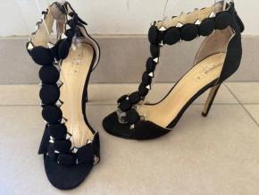 Alaia Black Suede T-Strap Bombe Sandals 16