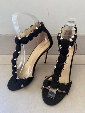 Alaia Black Suede T-Strap Bombe Sandals 6