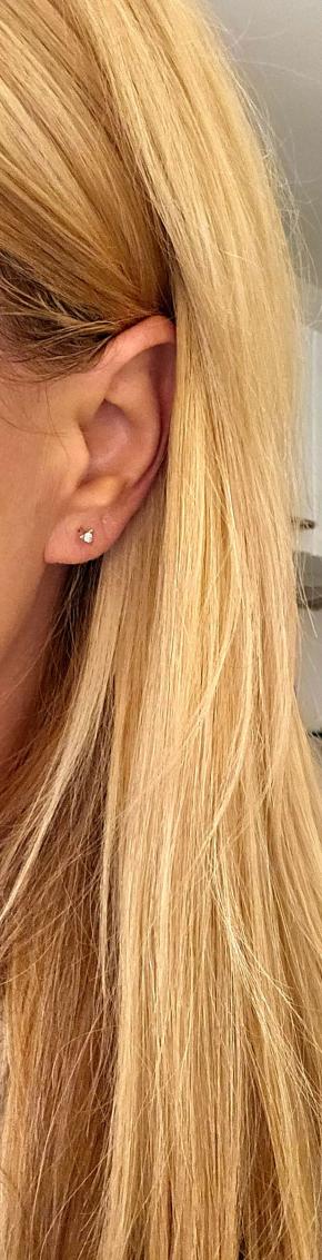 Bespoke White Gold Solitaire Earrings 4