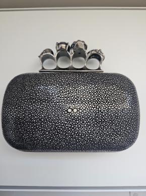 Alexander McQueen Stingray And Crystal Knuckle Clutch 2