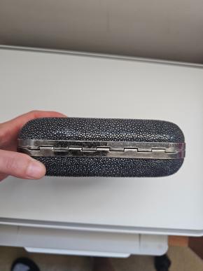 Alexander McQueen Stingray And Crystal Knuckle Clutch 5