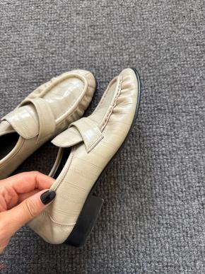 The Rpw Off White Eel Leather Loafers 6