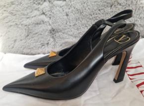 Valentino Black Leather Roman Stud Sandals 3