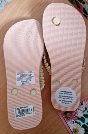 Dolce & Gabbana & Havaianas In Rose Print 6