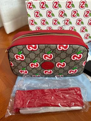 Gucci GG Supreme Cherry Crossbody Bag 6