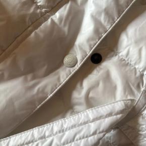 Belstaff White Duck Down/Feather Hooded Coat 8