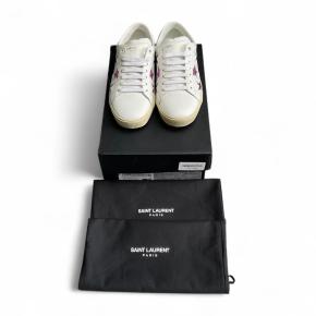 Saint Laurent Star Embellished Leather Sneakers 2