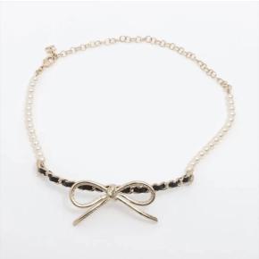 Chanel Faux Pearl/Ribbon  Choker 2