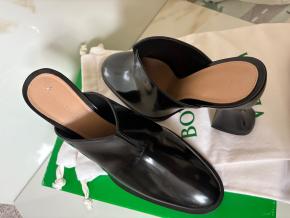 Bottega Veneta Black Patent Leather Cha Cha Mules 9
