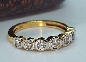 Bespoke 18Ct Gold 5 Stone Diamond Ring 5