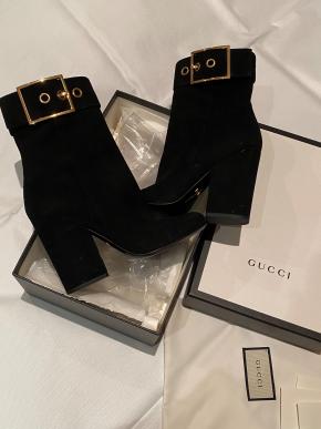 Gucci Black Suede Buckle Detail Heeled Ankle Boots 8