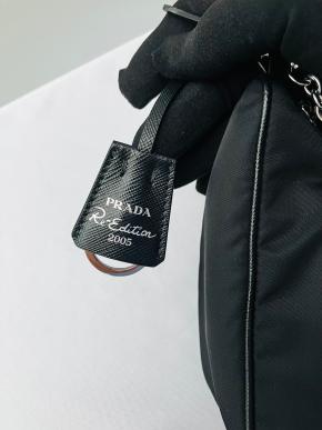 Prada Black Nylon Re Edition Shoulder/Crossbody Bag 4