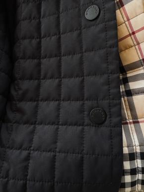 Burberry Black Quilted Jacket With Detachable Fur Collar 6