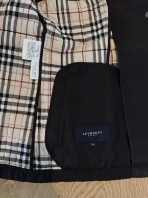 Burberry Black Quilted Jacket With Detachable Fur Collar 4