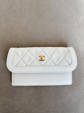 Chanel Vintage Black And White Matelasse Shoulder Bag 13