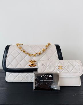 Chanel Vintage Black And White Matelasse Shoulder Bag 7