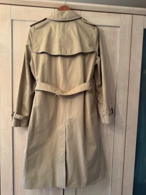 Burberry The Kensington Trench Coat 2