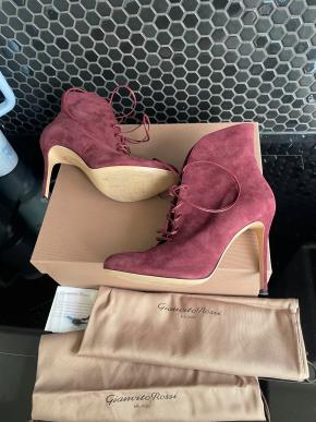 Gianvito Pink Suede Ankle Boots 7