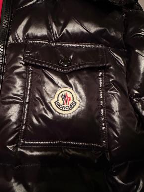 Moncler Black Montbeliard Hooded Short Down Jacket - size M 7