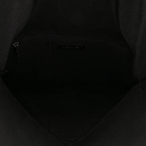 Chanel Black CC Quilted Lambskin Grip Clutch 5