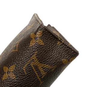 Louis Vuitton Coated Canvas Monogram Toiletry Pouch 15 10