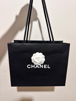 Chanel Black Grained Caviar Classic Small Wallet 8