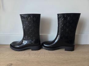 Louis Vuitton Black Drop Flat Boots 16