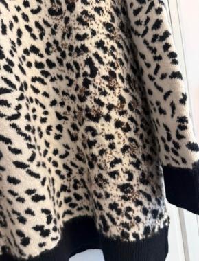 Valentino  Leopard Jacquard Wool-Blend Jumper 3