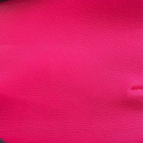 Bvlgari Pink Micro Leather Serpenti Cabochon Satchel 8